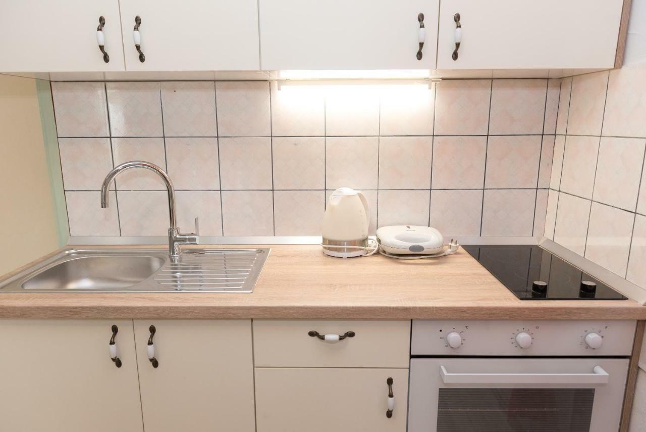 Apartments Vodice Olga Matic Екстериор снимка